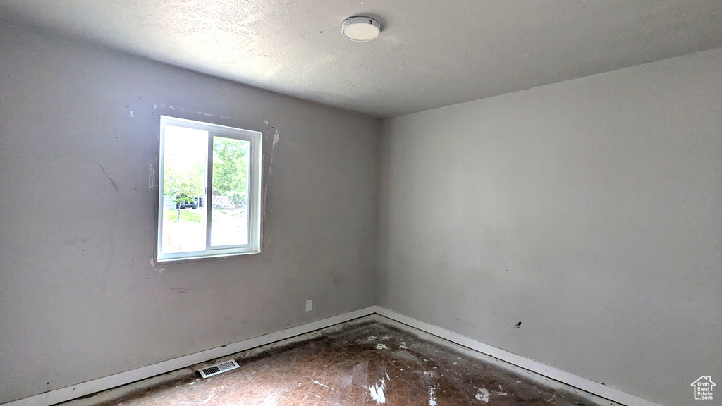 4650 W MILDRED ST Kearns, UT 84118