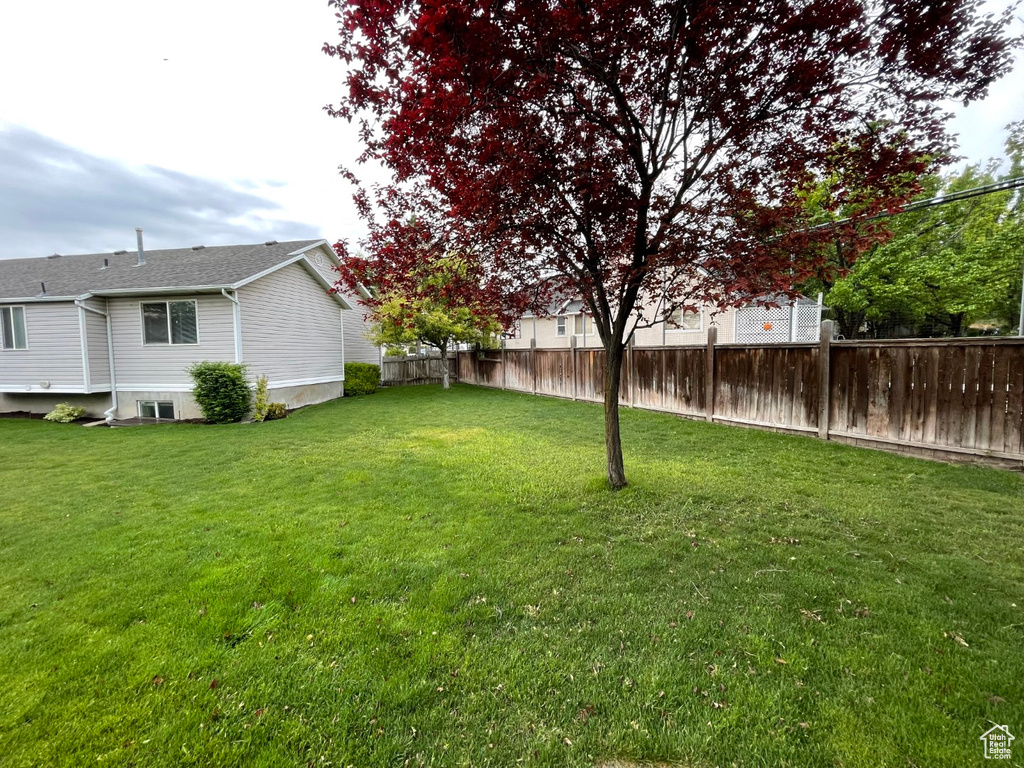 1302 W CAMBRIDGETOWN CV Taylorsville, UT 84123