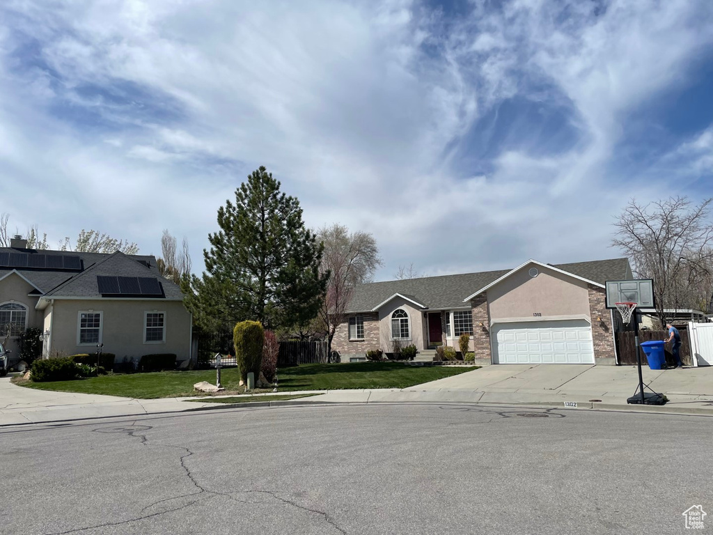 1302 W CAMBRIDGETOWN CV Taylorsville, UT 84123
