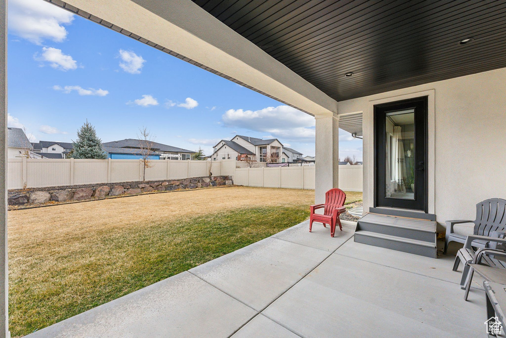 View of patio / terrace featuring a residential view
