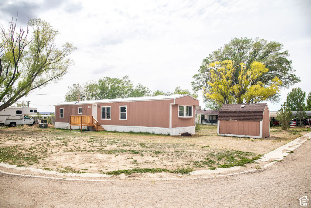View of manufactured / mobile home