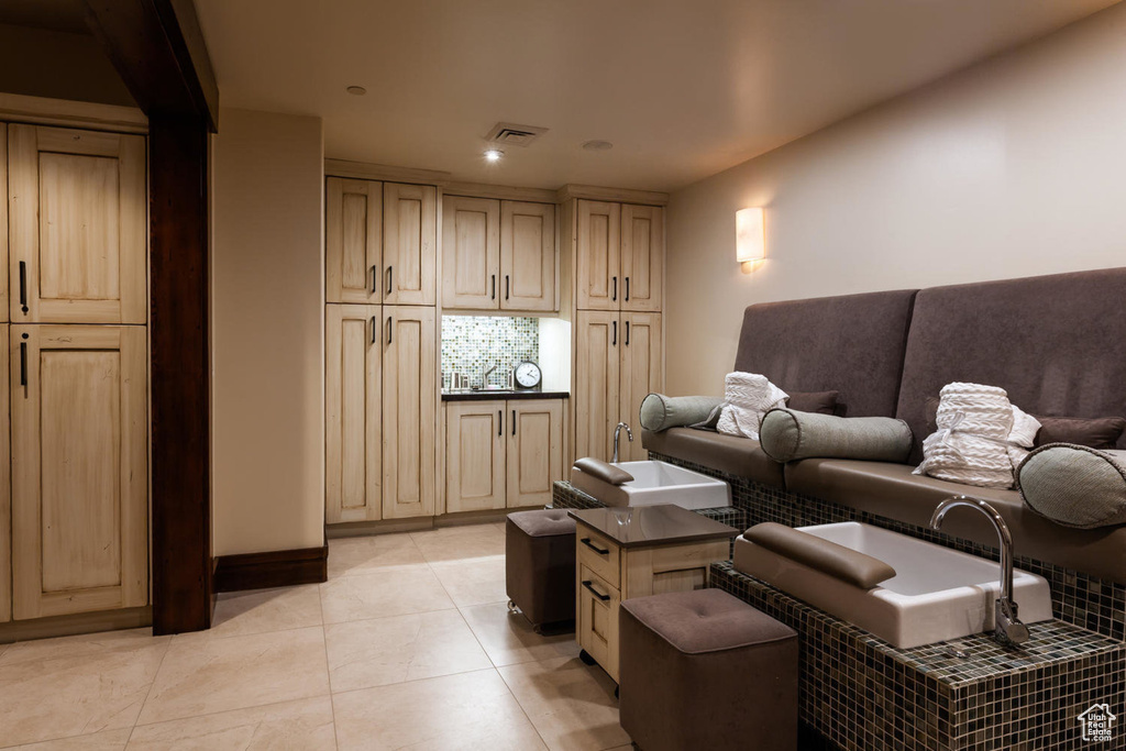 Home theater with light tile patterned floors, recessed lighting, and baseboards