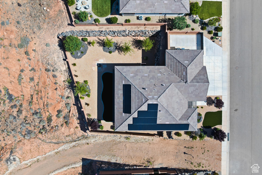 Aerial view of property and surrounding area