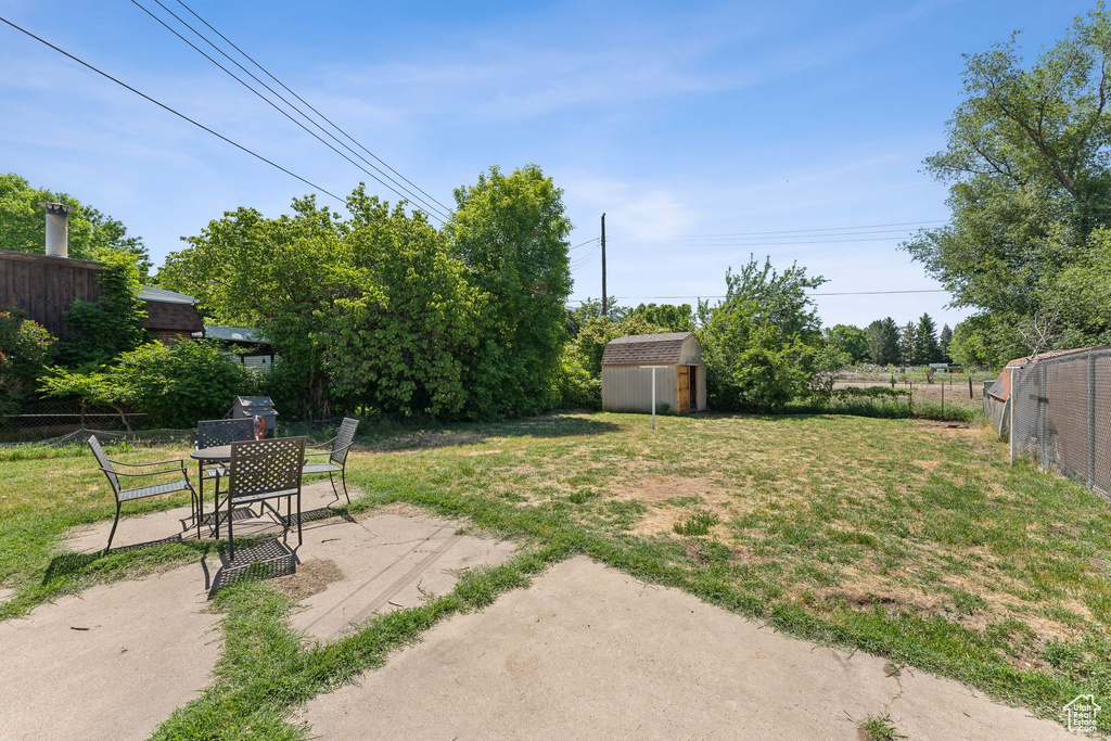 View of yard featuring a patio