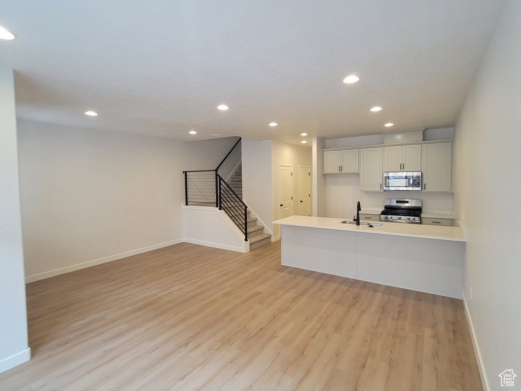 6814 S CLEVER PEAK LN #268 West Jordan, UT 84081
