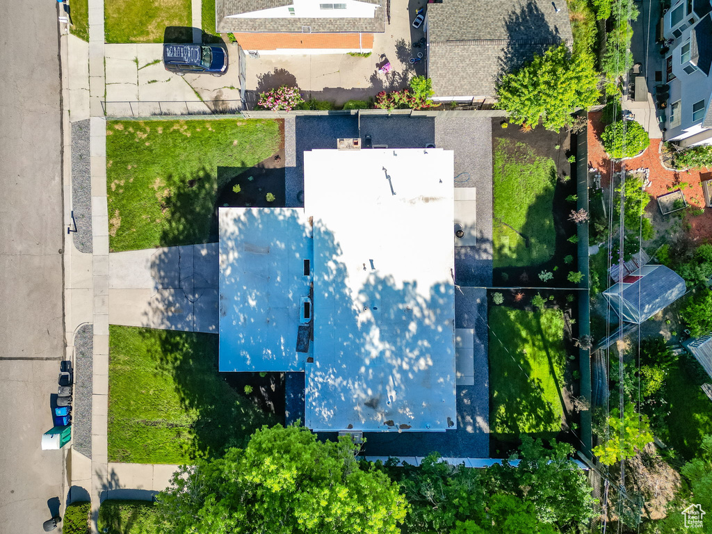 Aerial view of property\\\'s location featuring property parcel outlined