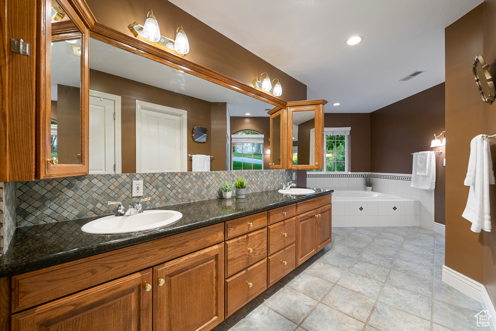 3840 S HIGHLAND CT Bountiful, UT 84010
