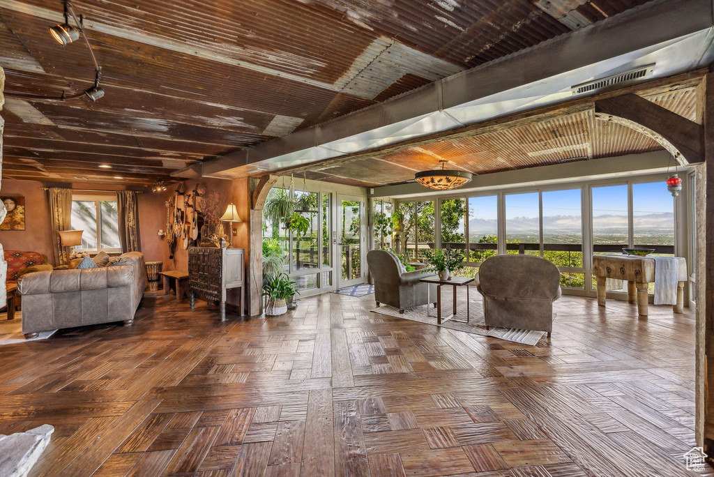 Living room featuring a mountain view