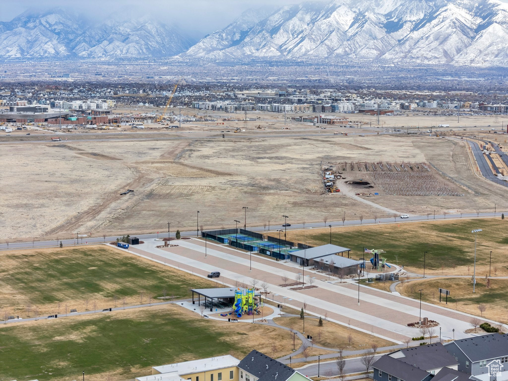 Bird's eye view of a mountainous background