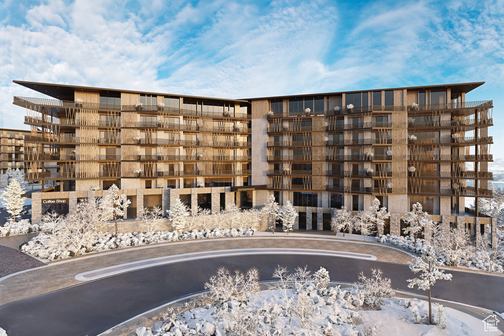 View of apartment building / complex