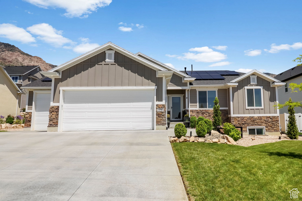 3790 LAKEVIEW DR North Ogden, UT 84414
