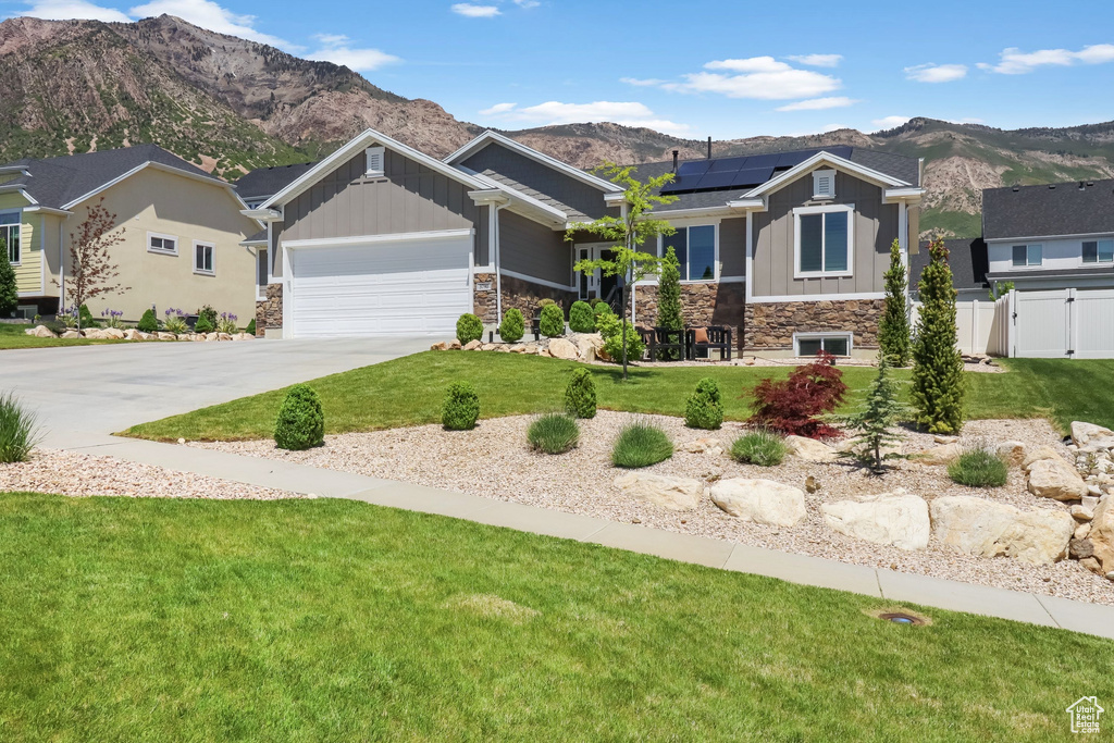 3790 LAKEVIEW DR North Ogden, UT 84414