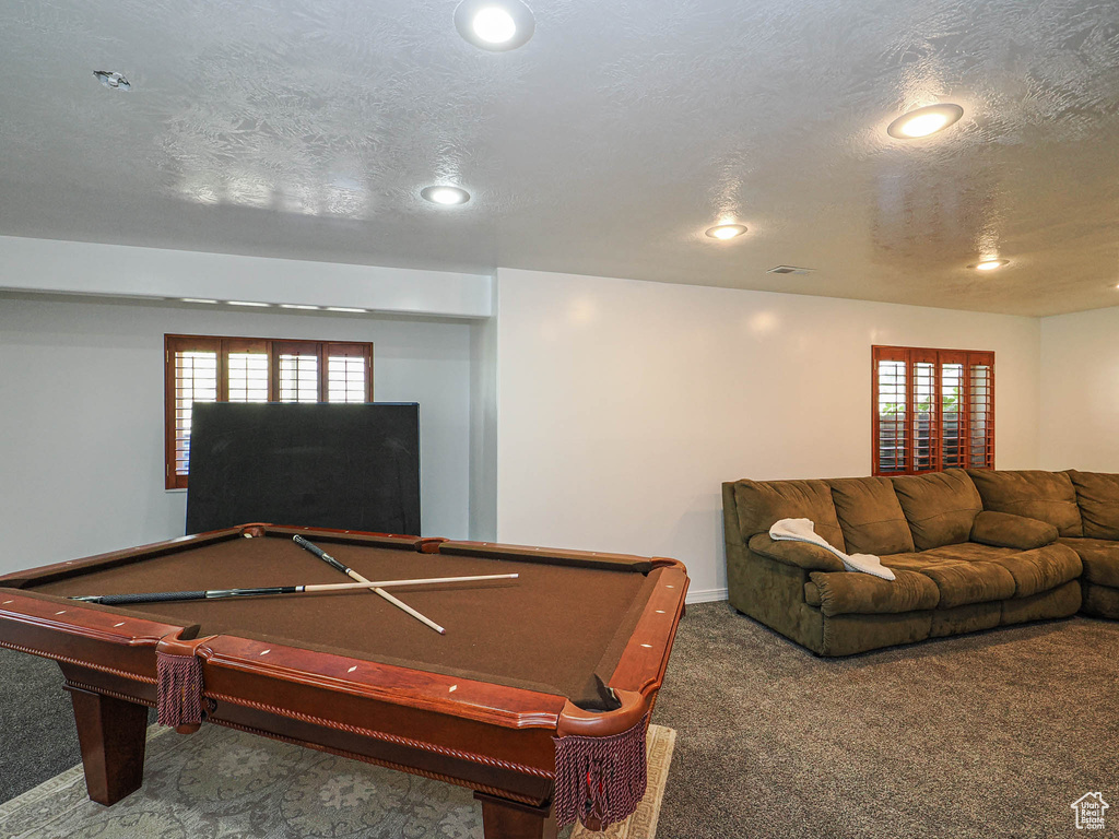 Playroom with carpet, pool table, recessed lighting, healthy amount of natural light, and baseboards