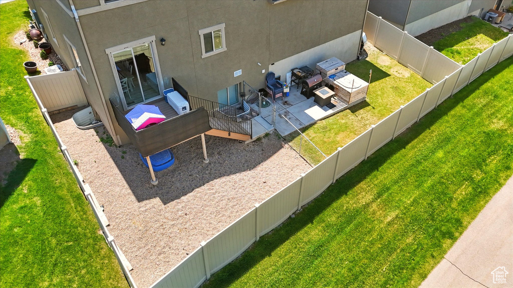 Aerial view of property and surrounding area
