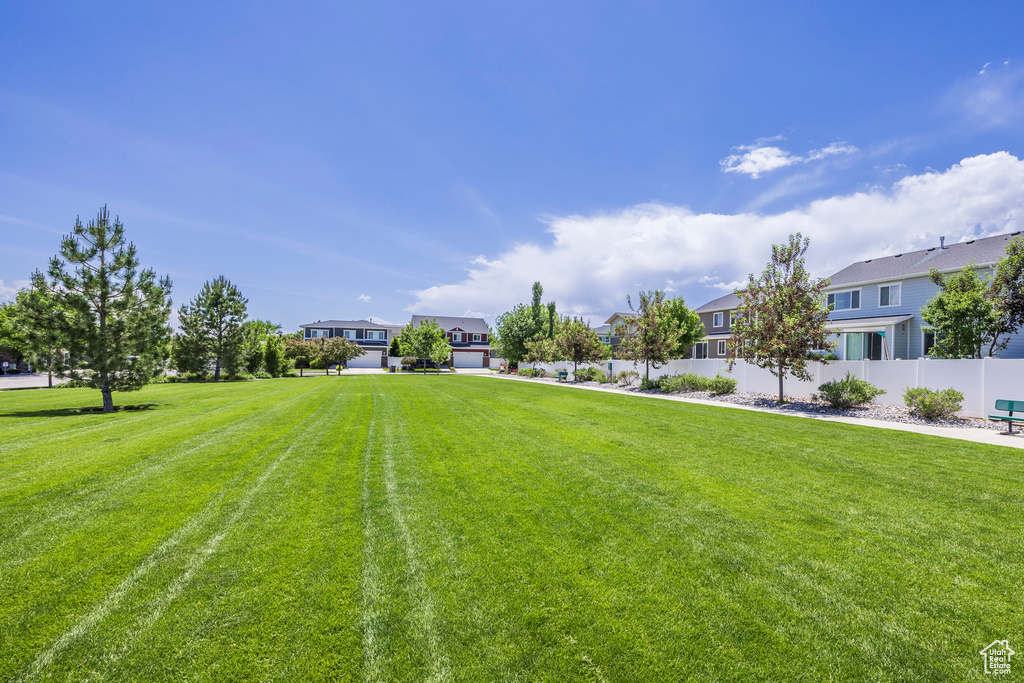 View of yard with a residential view