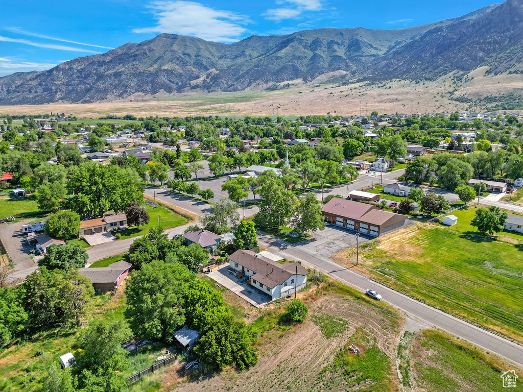 Aerial view of residential area with mountains