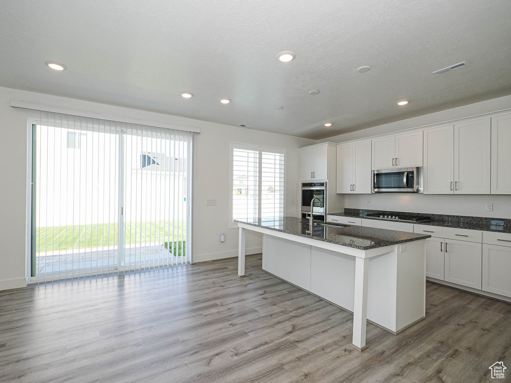 3022 S SHORELINE DR Syracuse, UT 84075