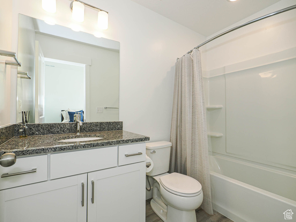 3022 S SHORELINE DR Syracuse, UT 84075