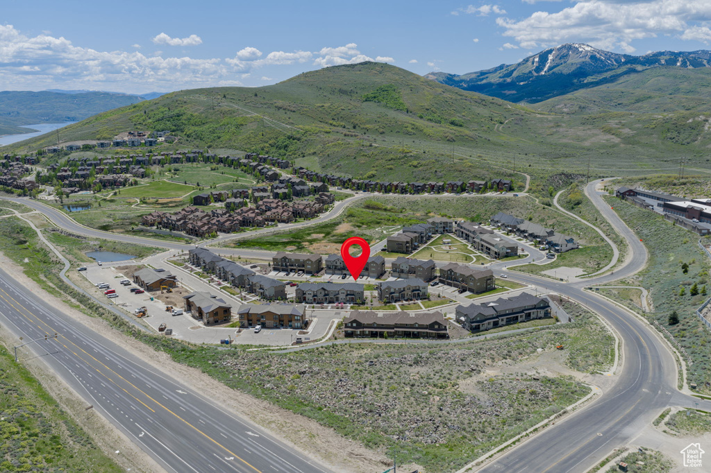 Bird's eye view of a mountain backdrop