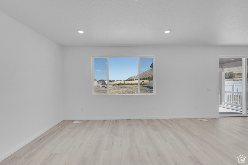 2065 E BURGER ST #1247 Lake Point, UT 84074