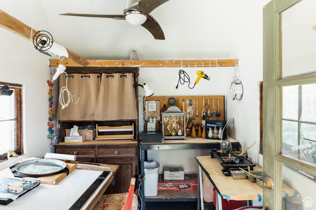 Kitchen with ceiling fan