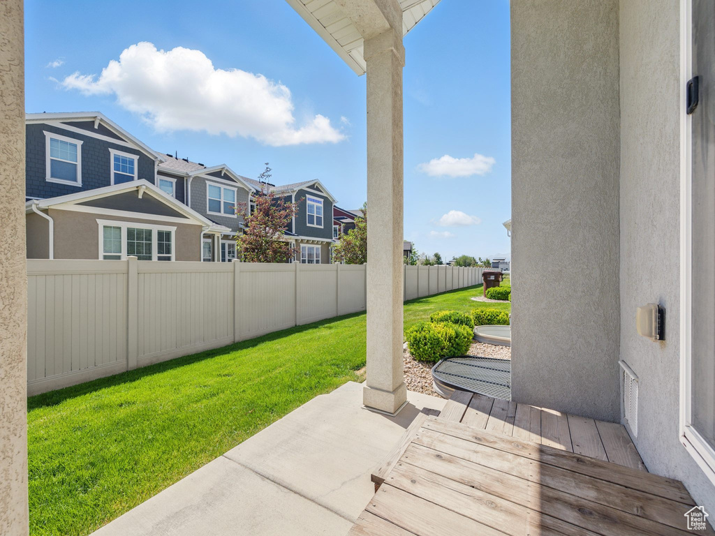 View of yard with a residential view and a patio area