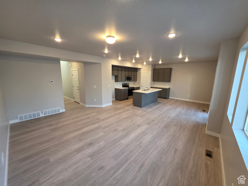 Photo 4 for MLS #2088326 at 1344 N 1400 East #02-07
