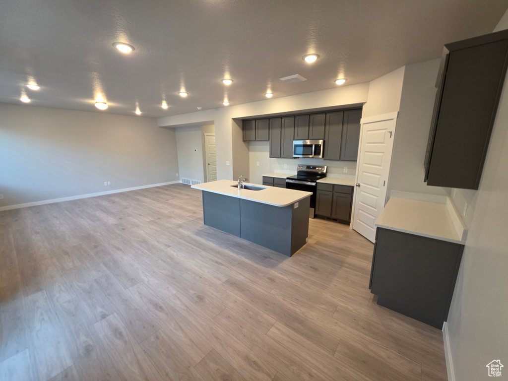 Photo 5 for MLS #2088326 at 1344 N 1400 East #02-07