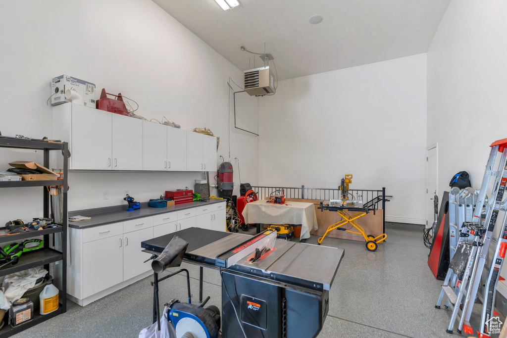 Garage with a heating unit