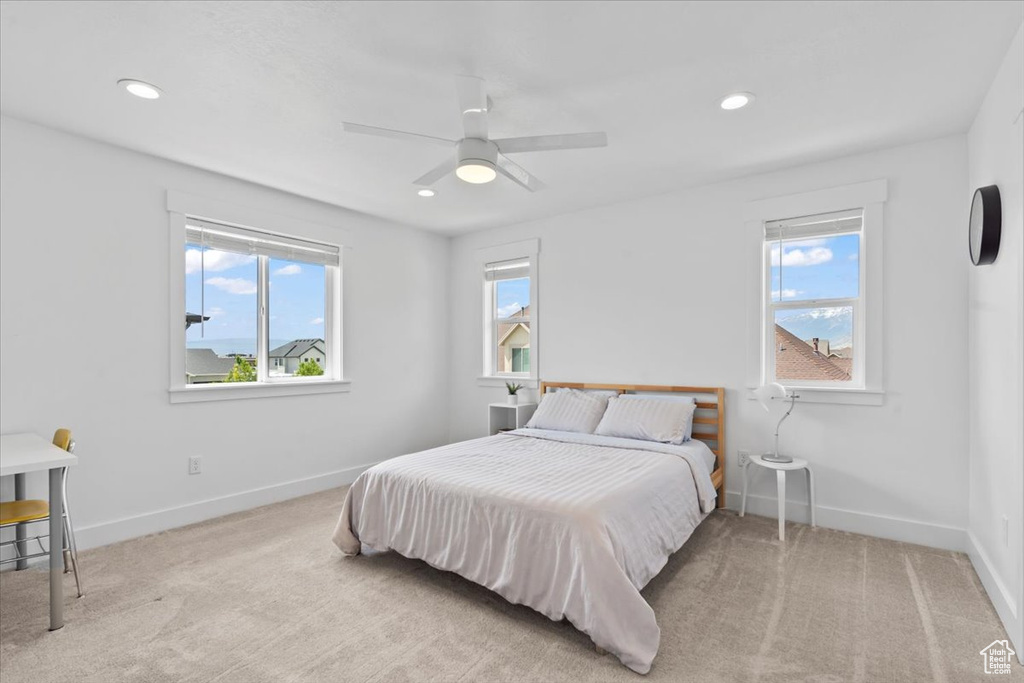 Bedroom with baseboards, carpet floors, recessed lighting, and ceiling fan