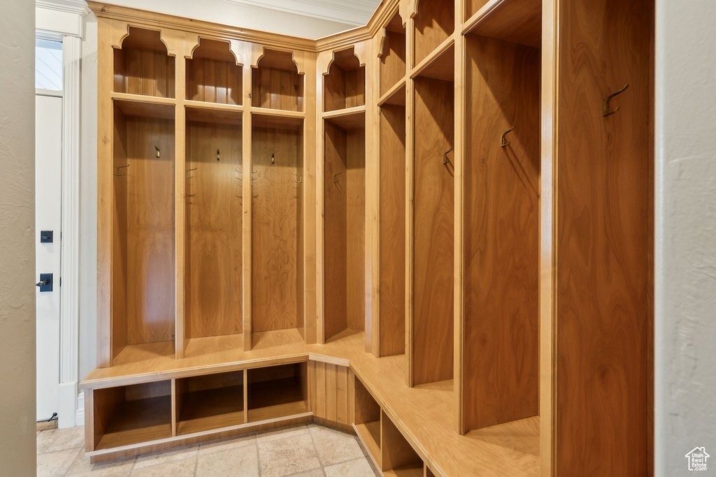 Mudroom with a sauna