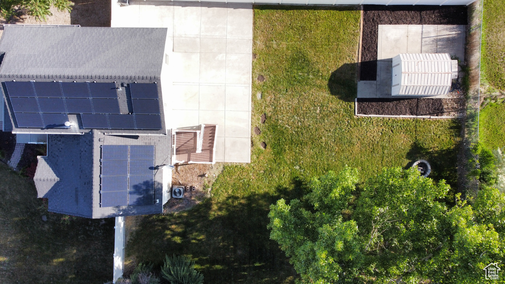 Aerial view of property and surrounding area