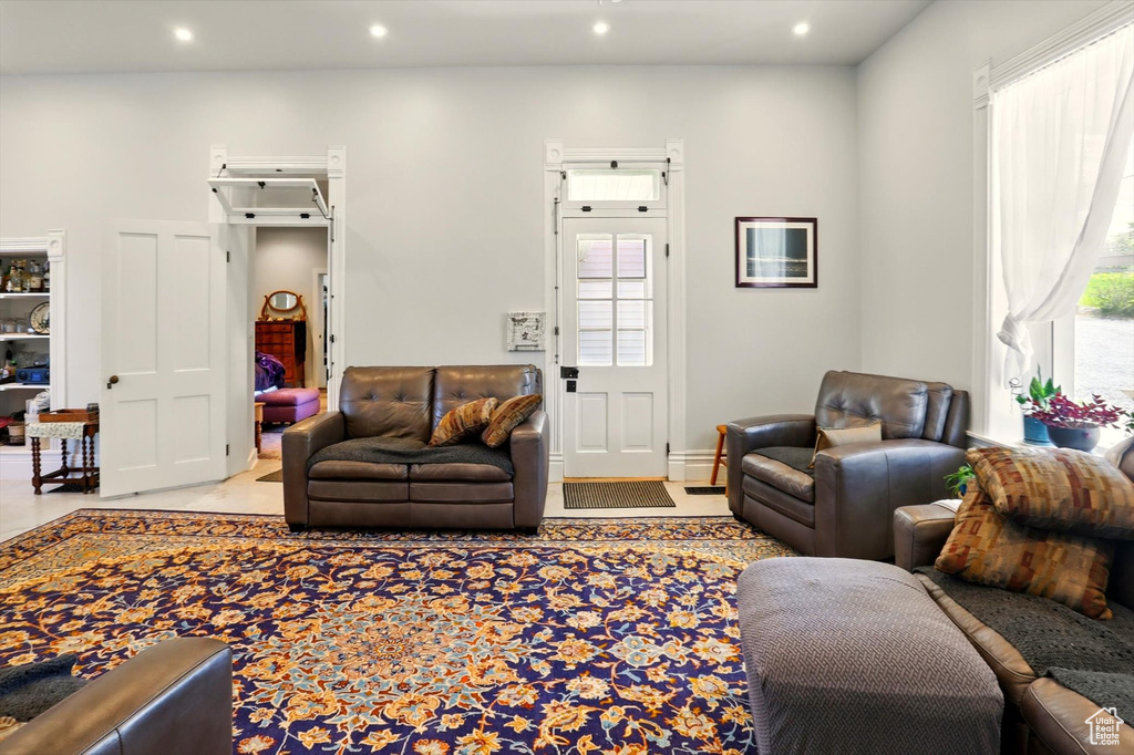 Living area featuring recessed lighting