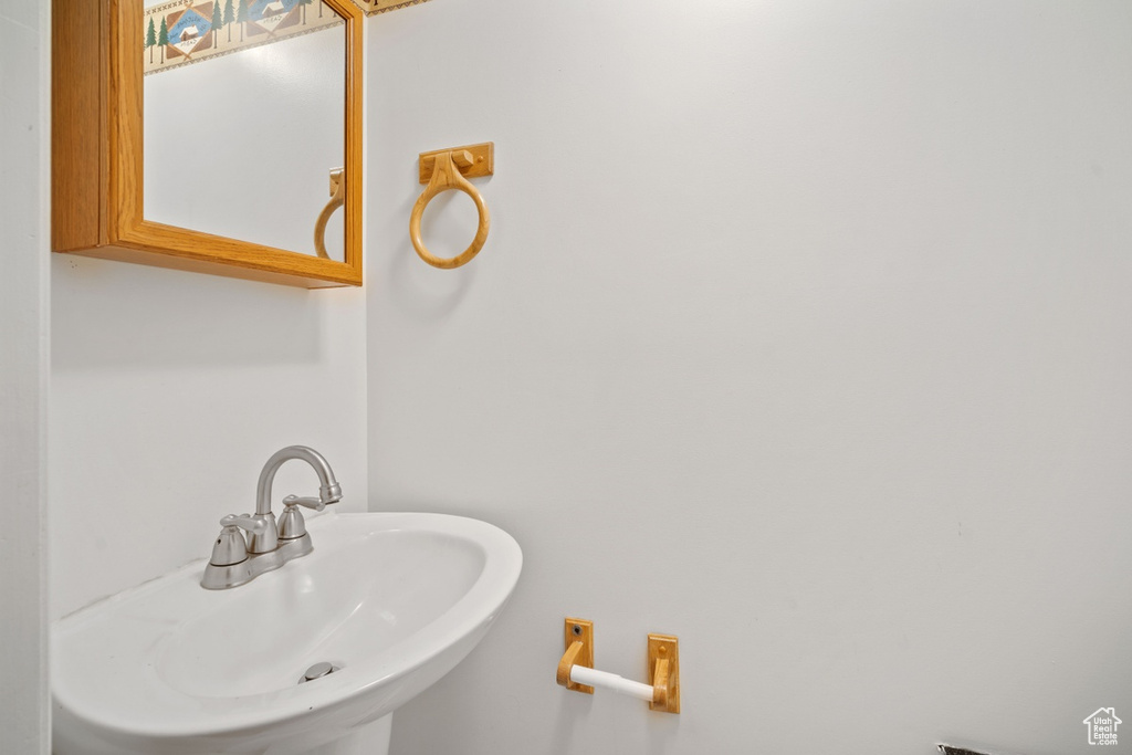 Bathroom featuring a sink