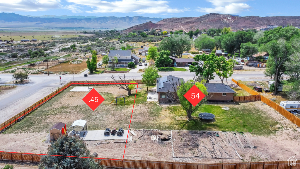 Photo 2 for MLS #2088464 at 155 S 200 West