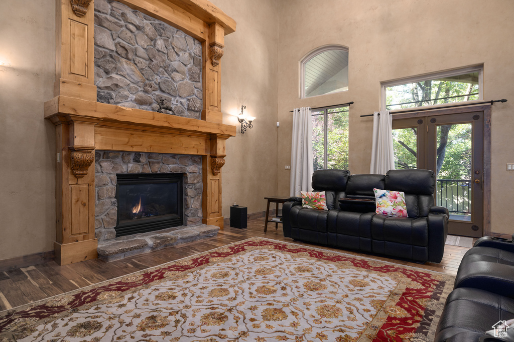 Photo 9 for MLS #2088477 at 13302 S Corner Wood Dr