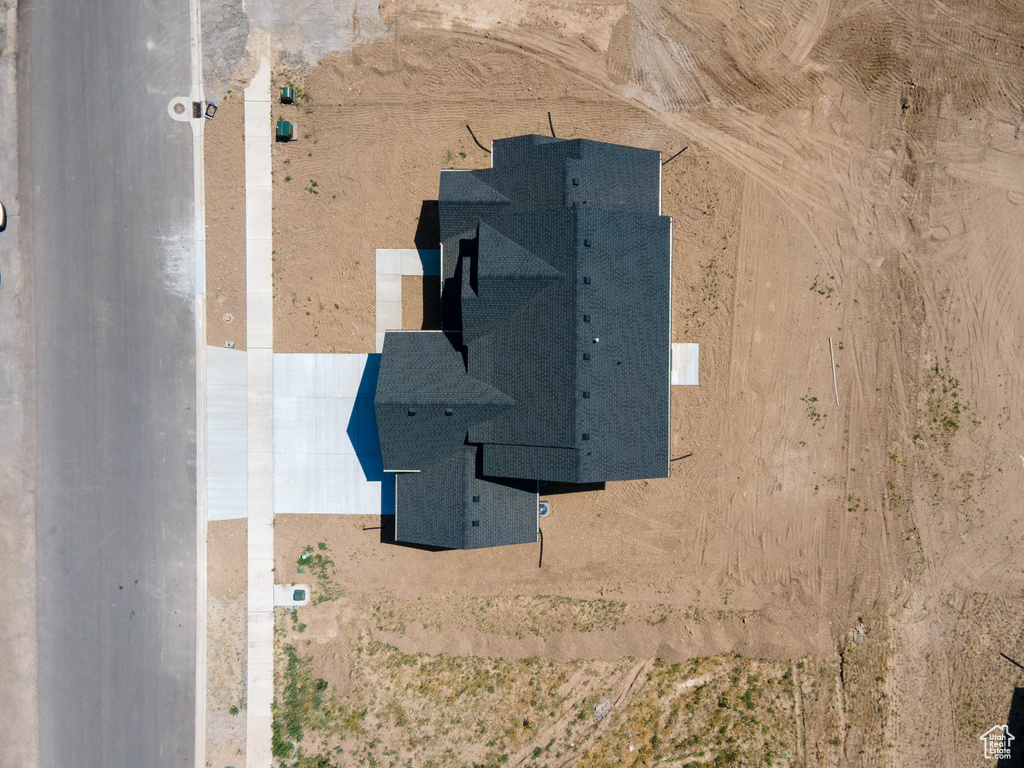 Aerial view of property and surrounding area