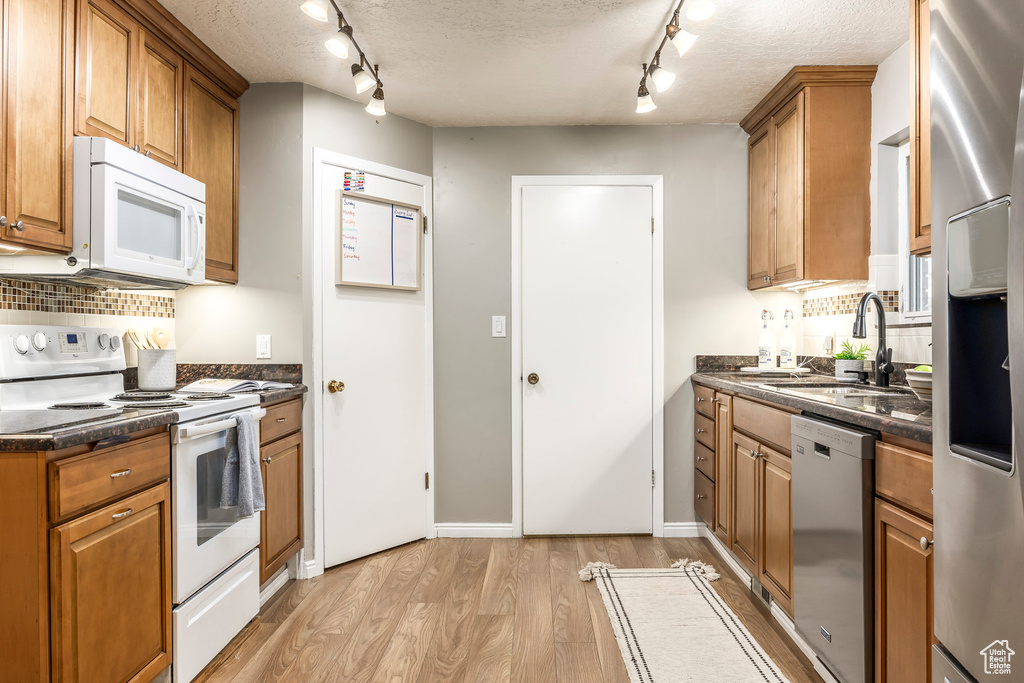 10297 S WEEPING WILLOW DR Sandy, UT 84070