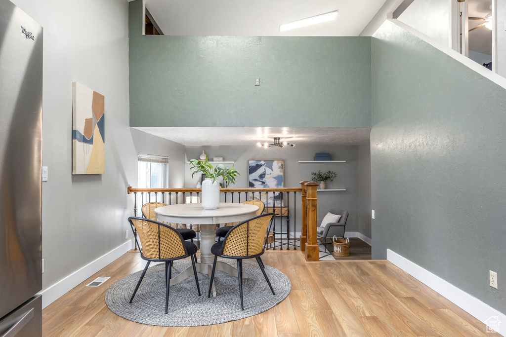 10297 S WEEPING WILLOW DR Sandy, UT 84070