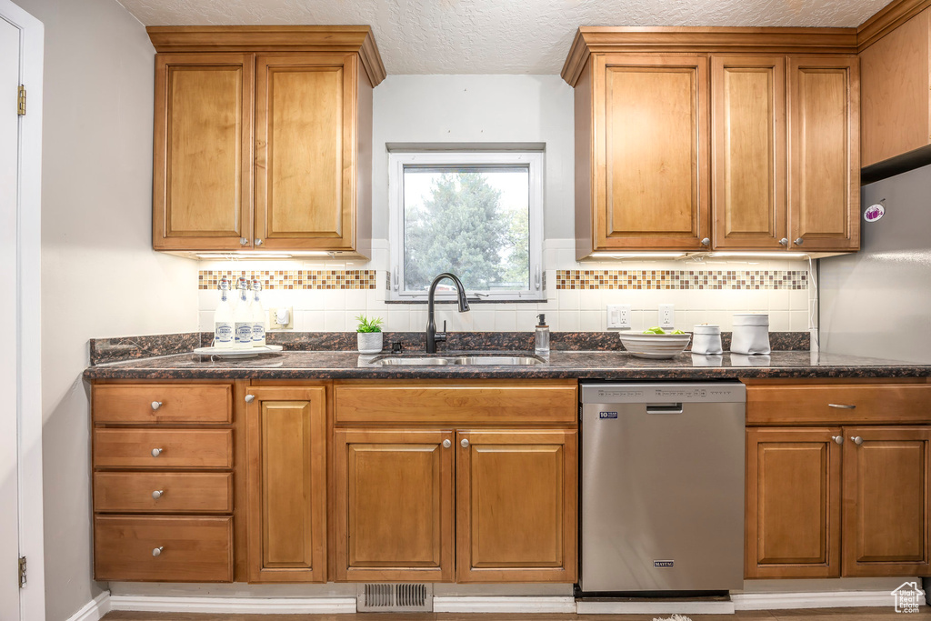 10297 S WEEPING WILLOW DR Sandy, UT 84070