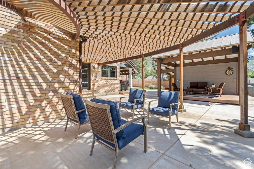 3 DAWN HILL DR Sandy, UT 84092