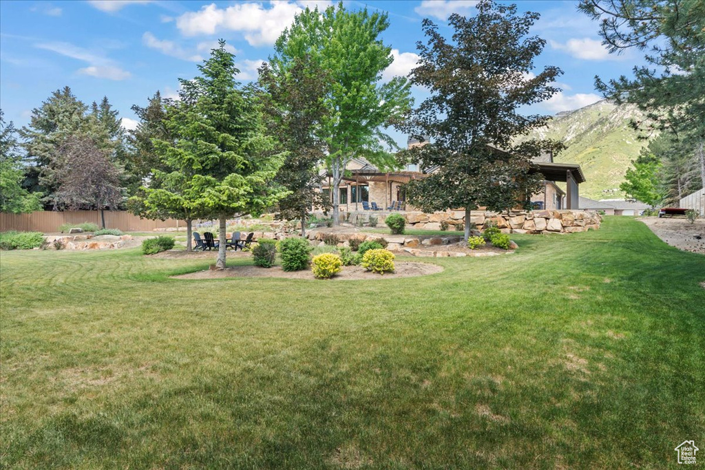 3 DAWN HILL DR Sandy, UT 84092