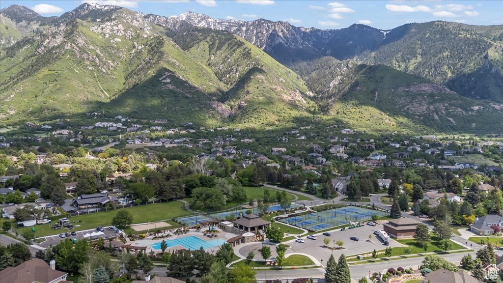 3 DAWN HILL DR Sandy, UT 84092