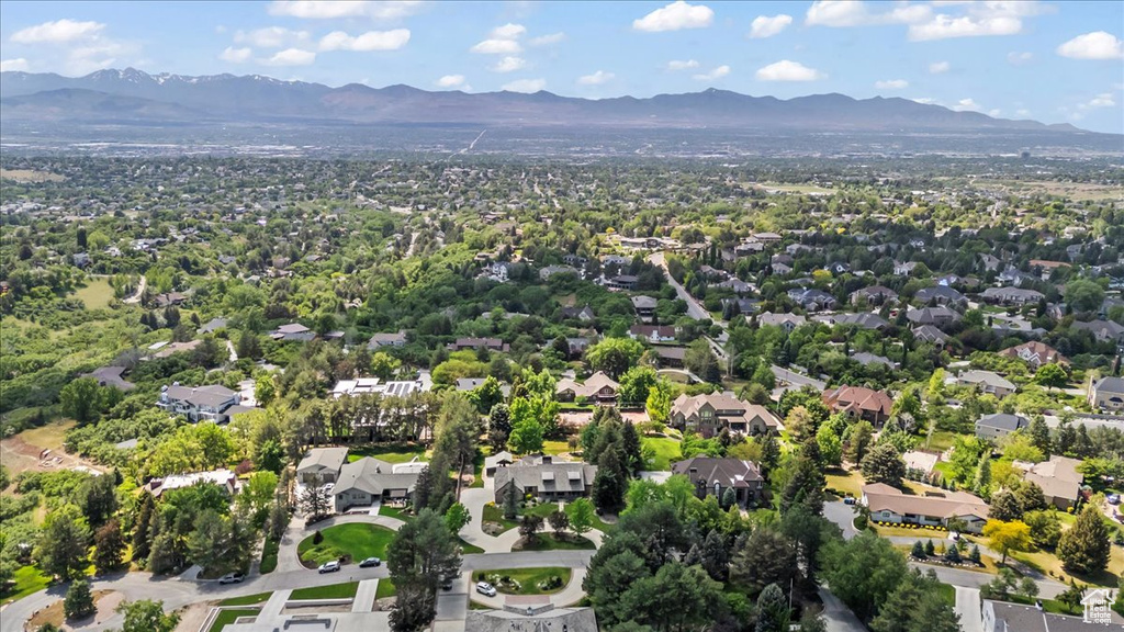 3 DAWN HILL DR Sandy, UT 84092