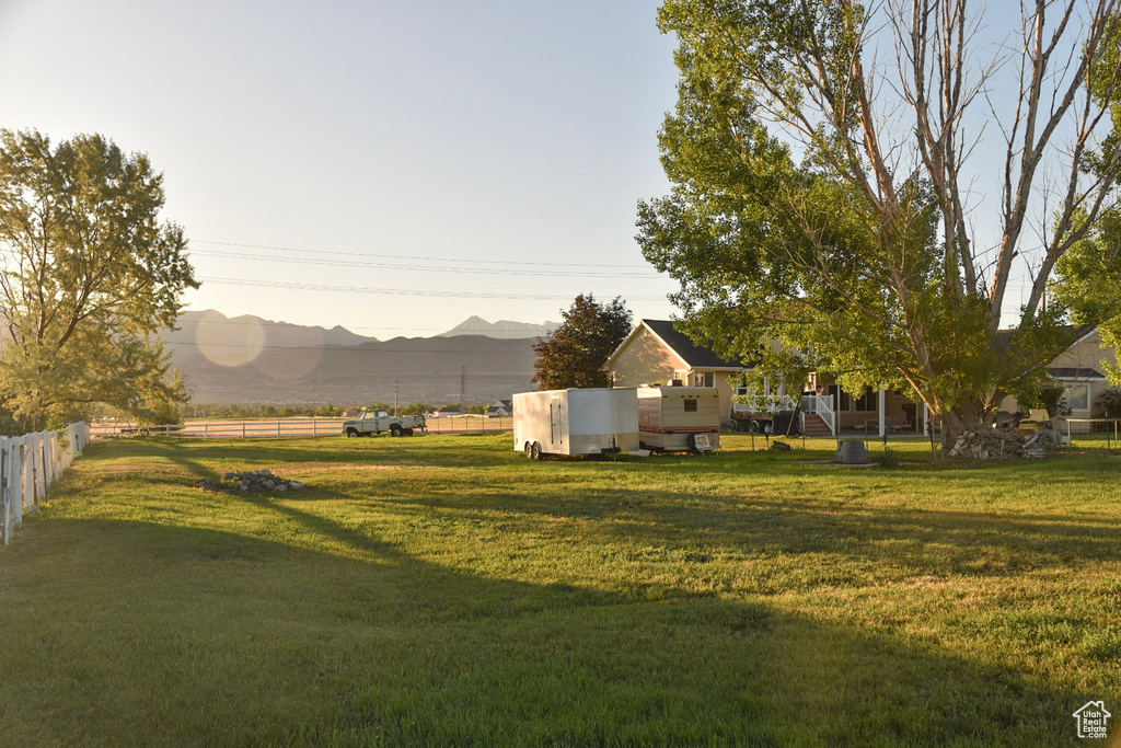 View of yard with a mountain view