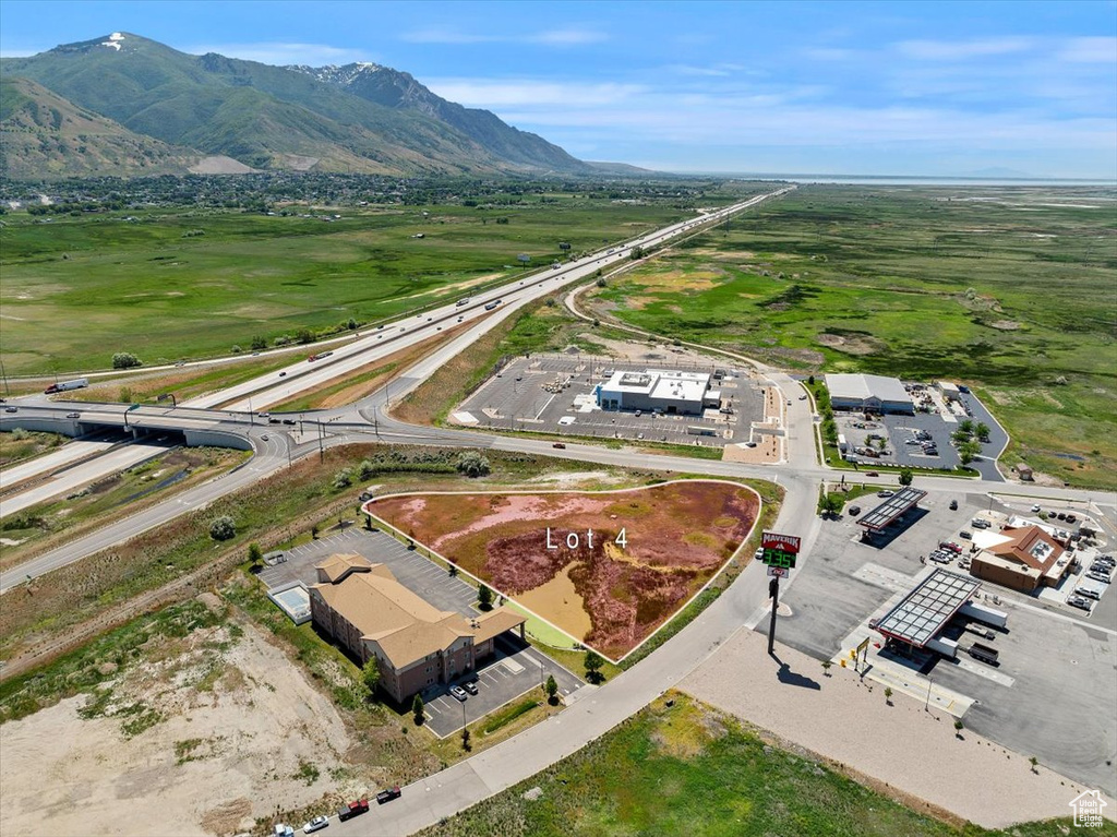 Bird's eye view of a mountain backdrop