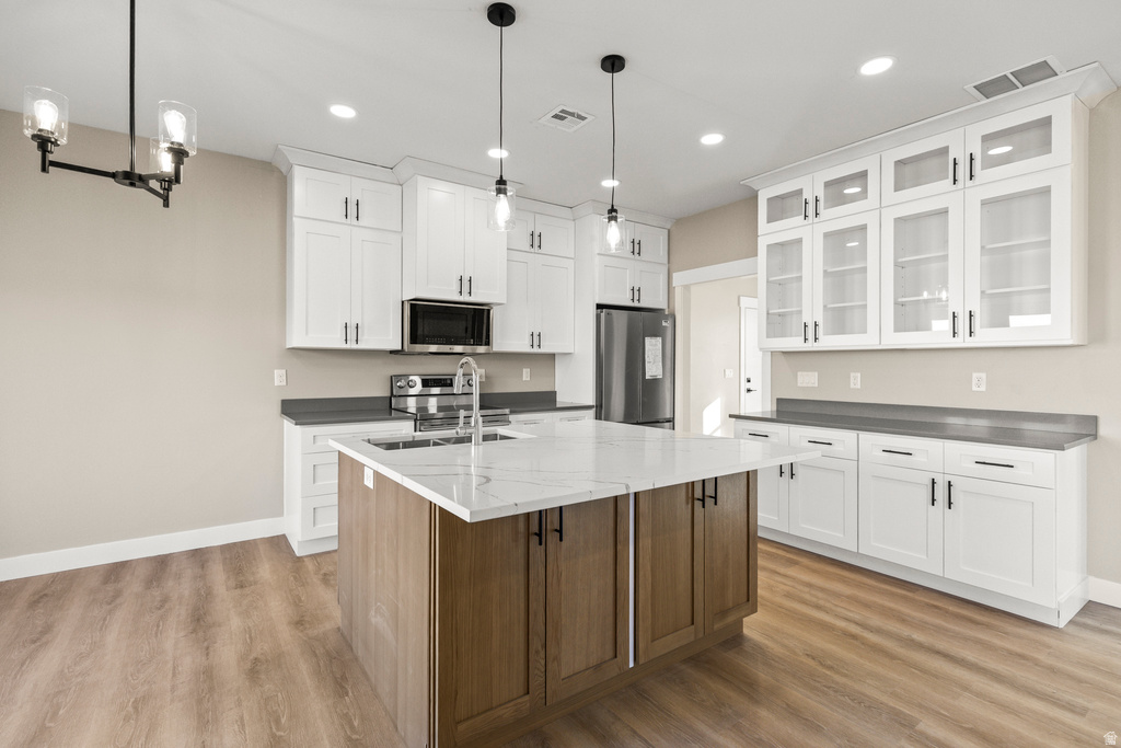 305 E 2690 N Sigurd, UT 84657