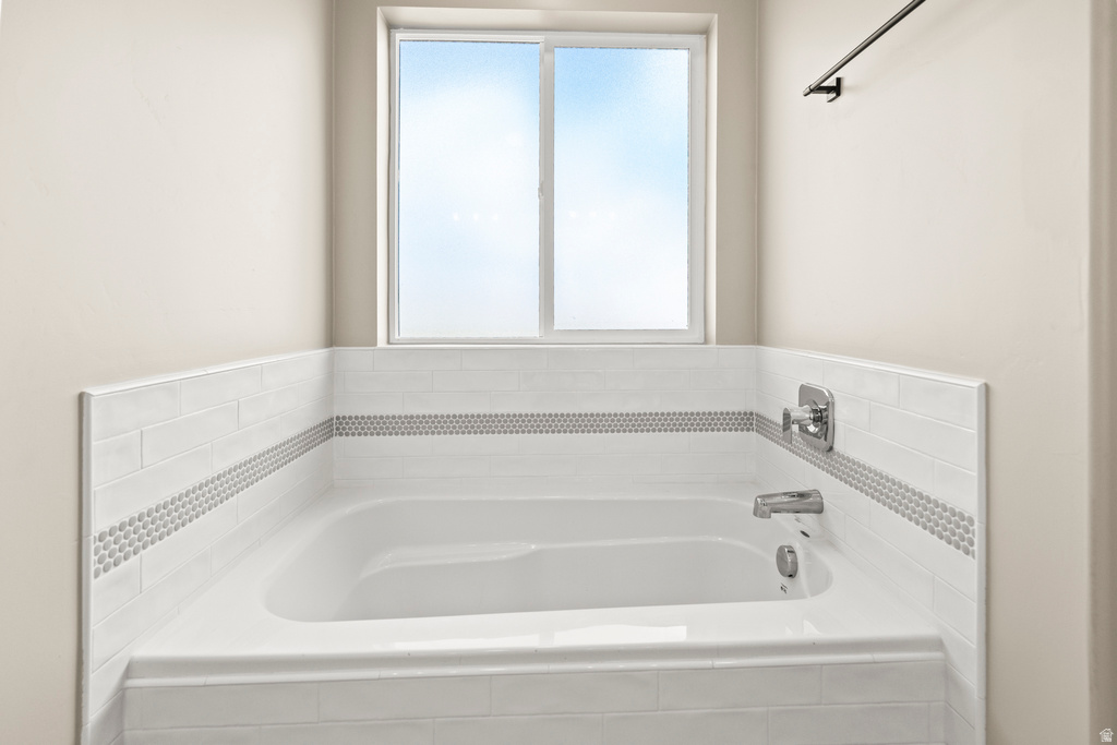 305 E 2690 N Sigurd, UT 84657