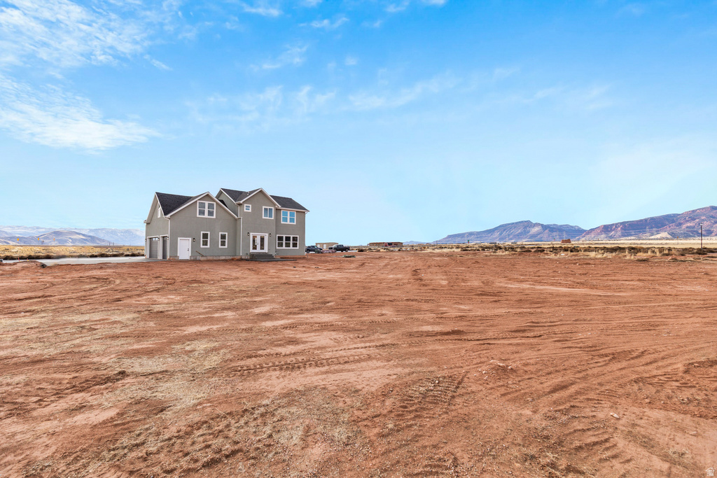 305 E 2690 N Sigurd, UT 84657