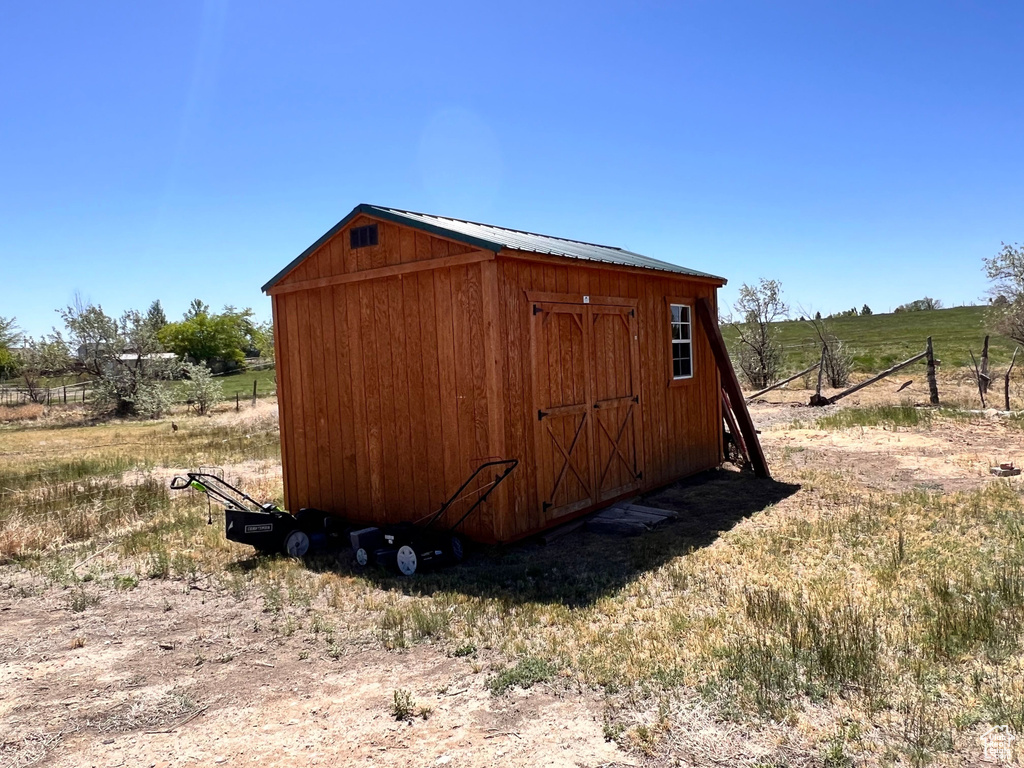View of shed with a view of rural / pastoral area